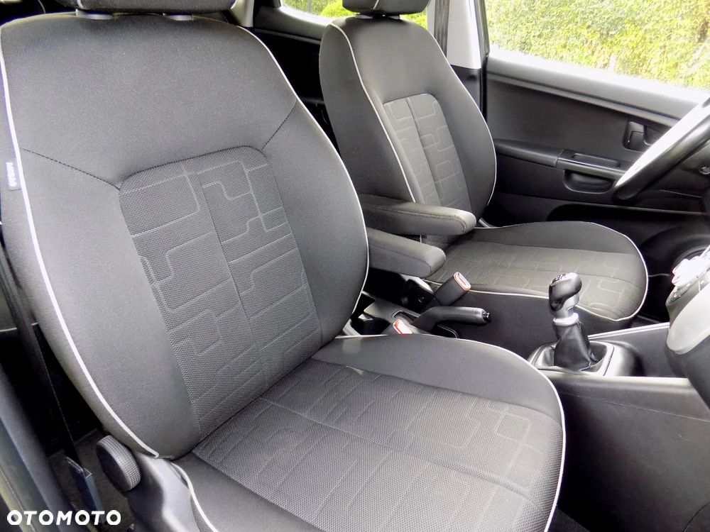 Kia Venga 1.4 CVVT Spirit - 19