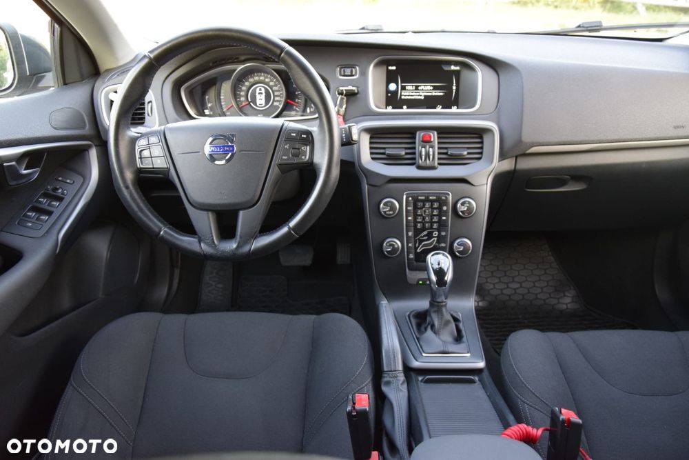 Volvo V40 - 6