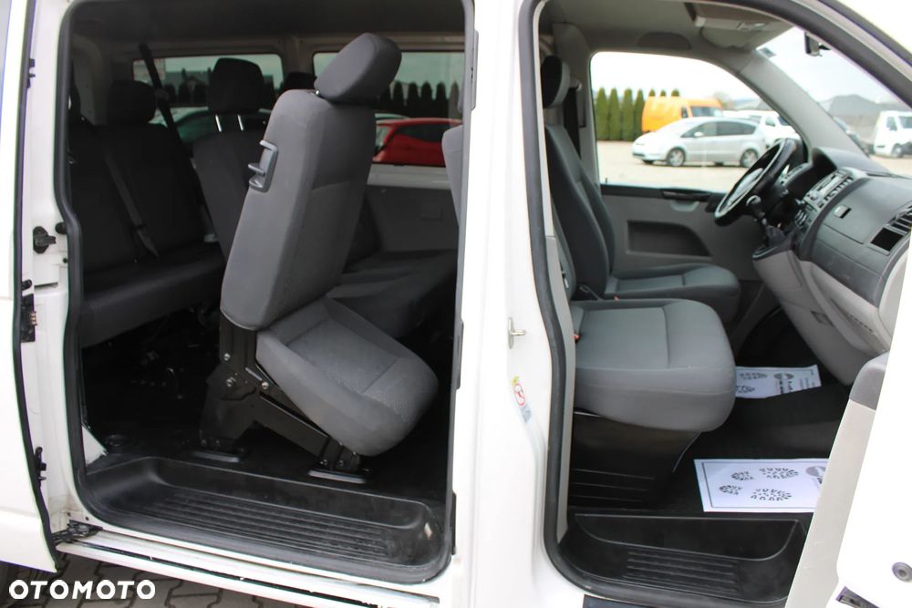 Volkswagen Transporter - 34
