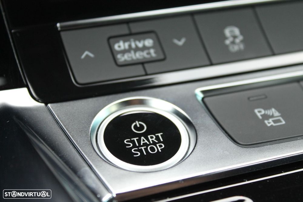 Audi e-tron 55 quattro S line - 34
