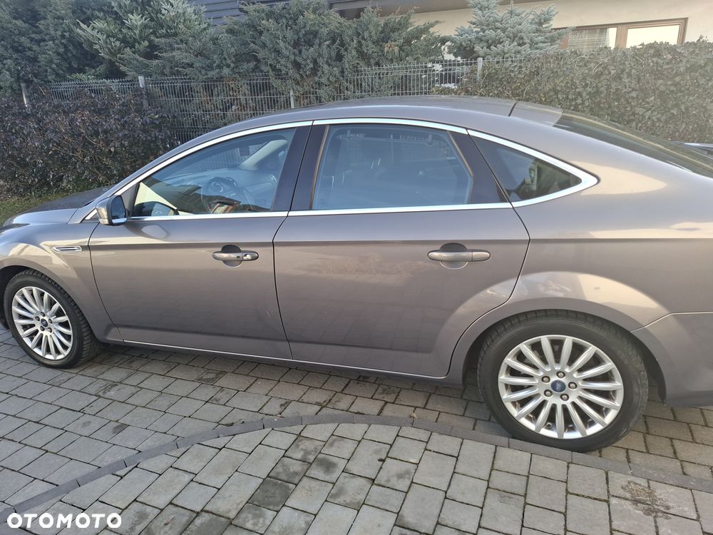 Ford Mondeo 1.6 TDCi Platinium X Plus (Titanium) - 2