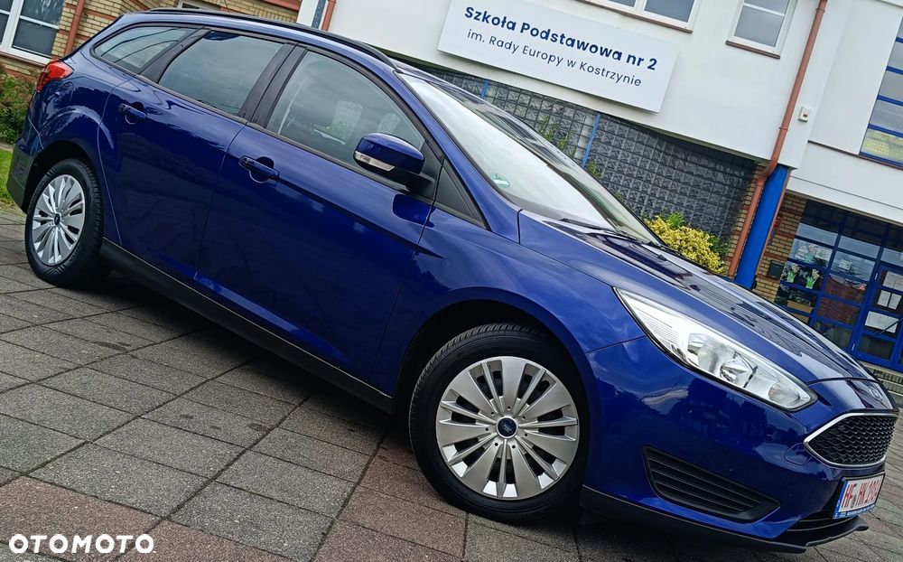 Ford Focus 1.5 TDCi DPF Start-Stopp-System Business - 9