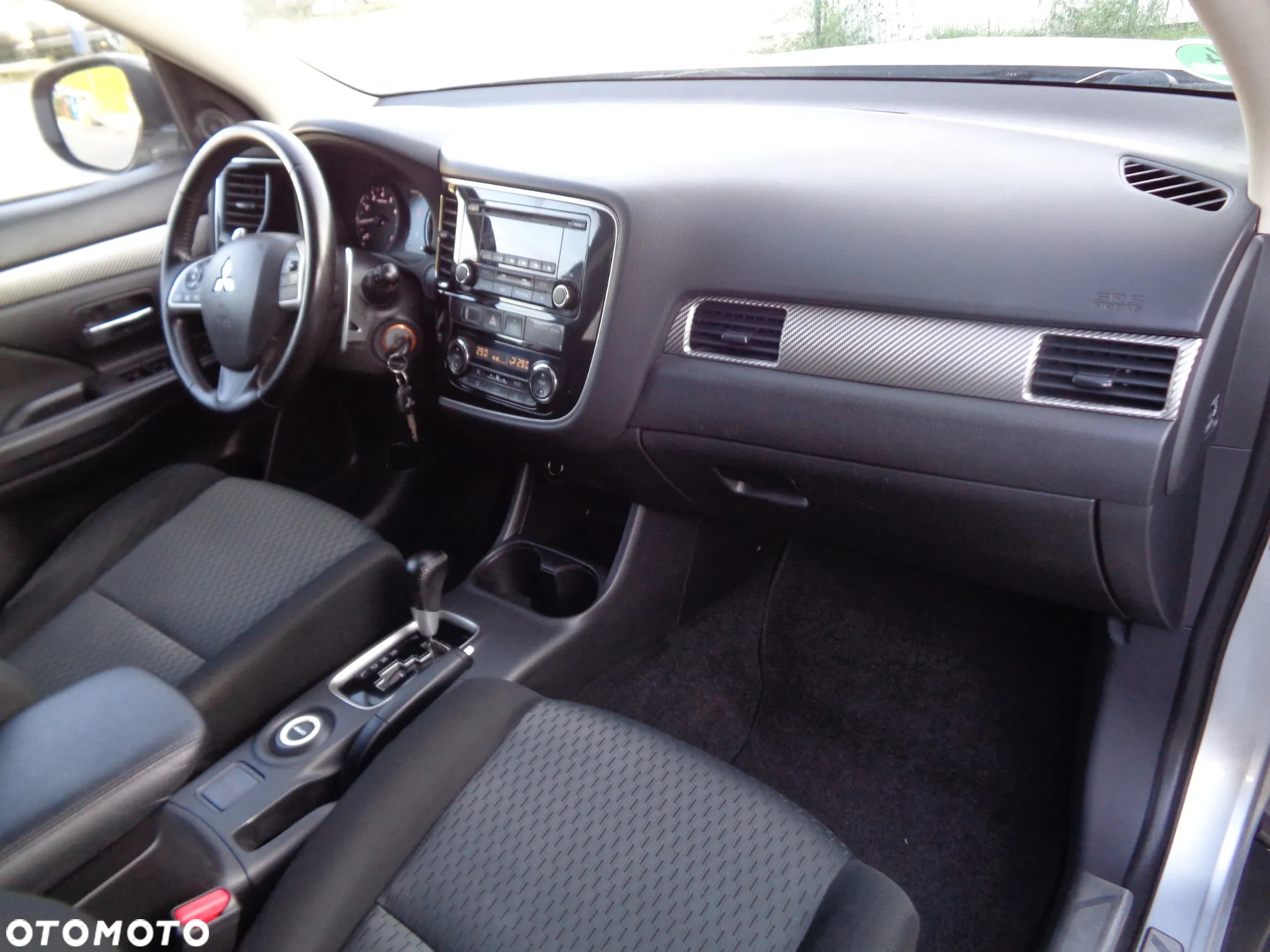 Mitsubishi Outlander - 19