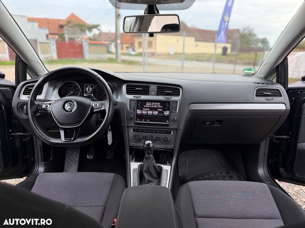Volkswagen Golf 1.6 TDI BlueMotion Technology DPF Comfortline - 5