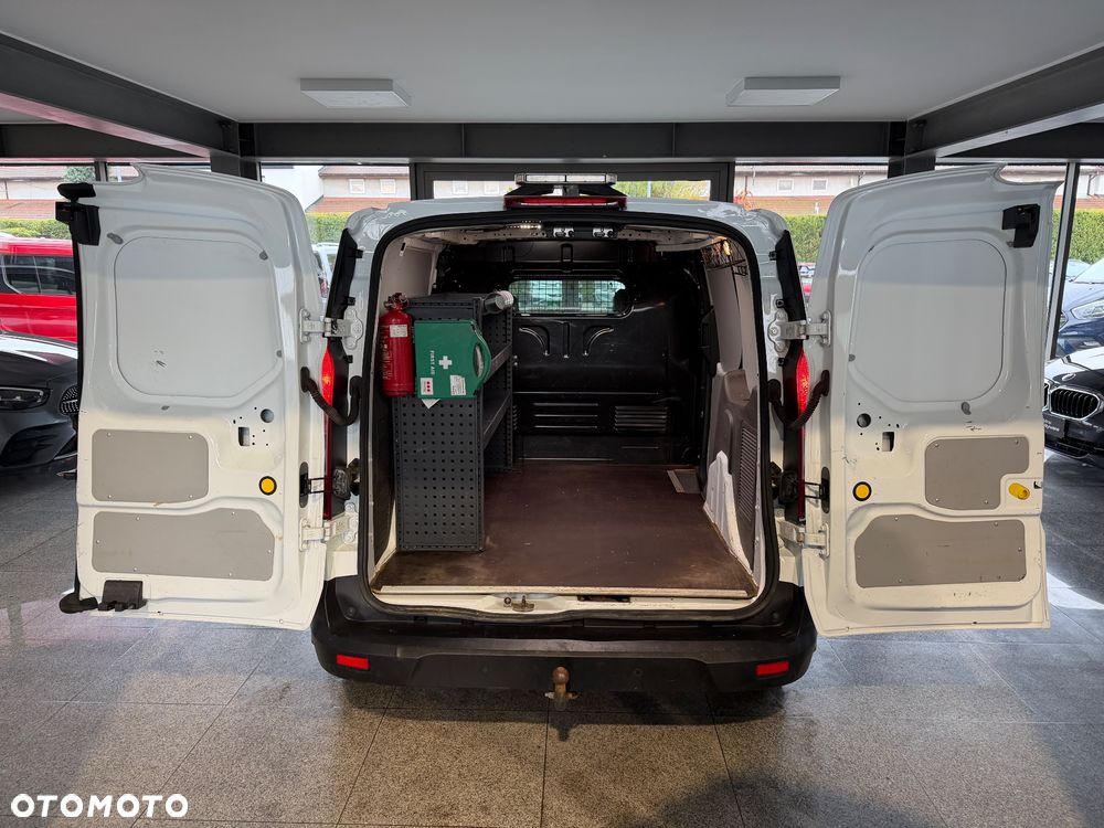 Ford Transit Connect - 13