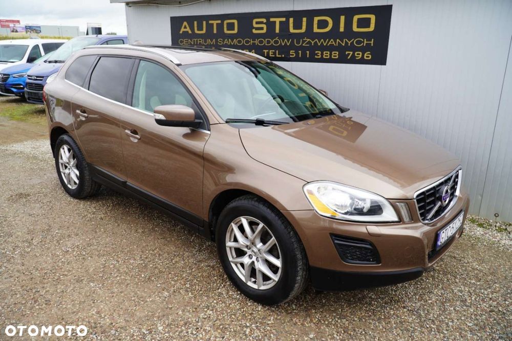 Volvo XC 60 - 38