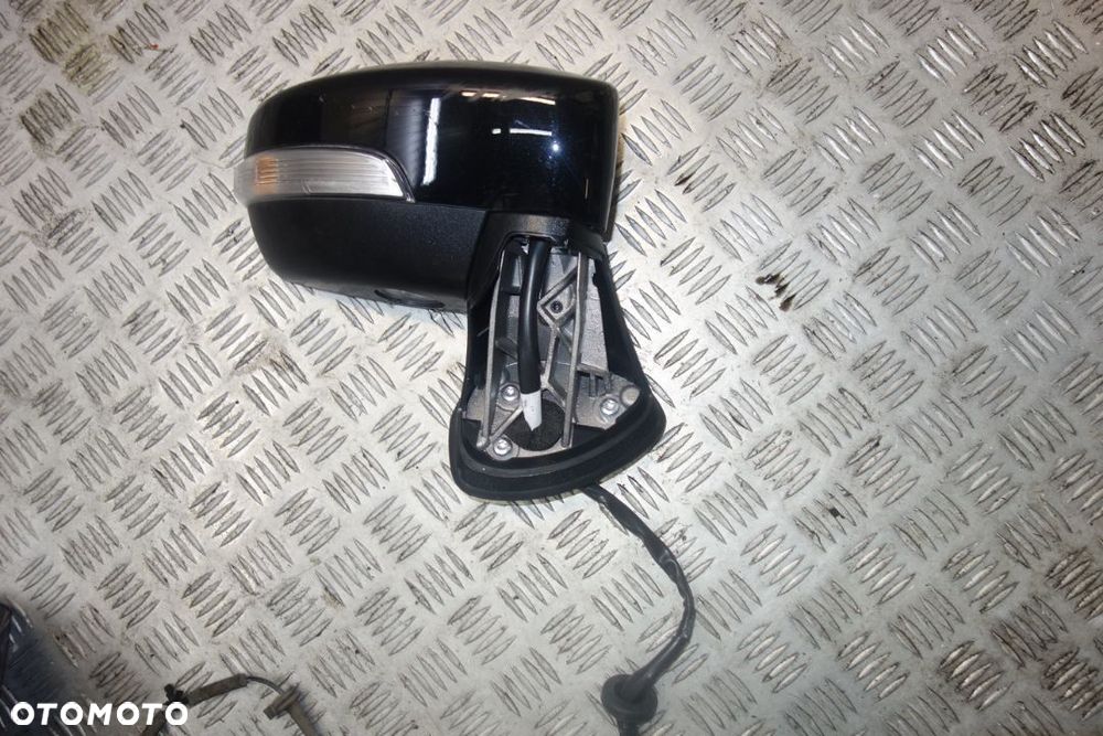 LUSTERKO PRAWE FORD ECOSPORT 10 PIN