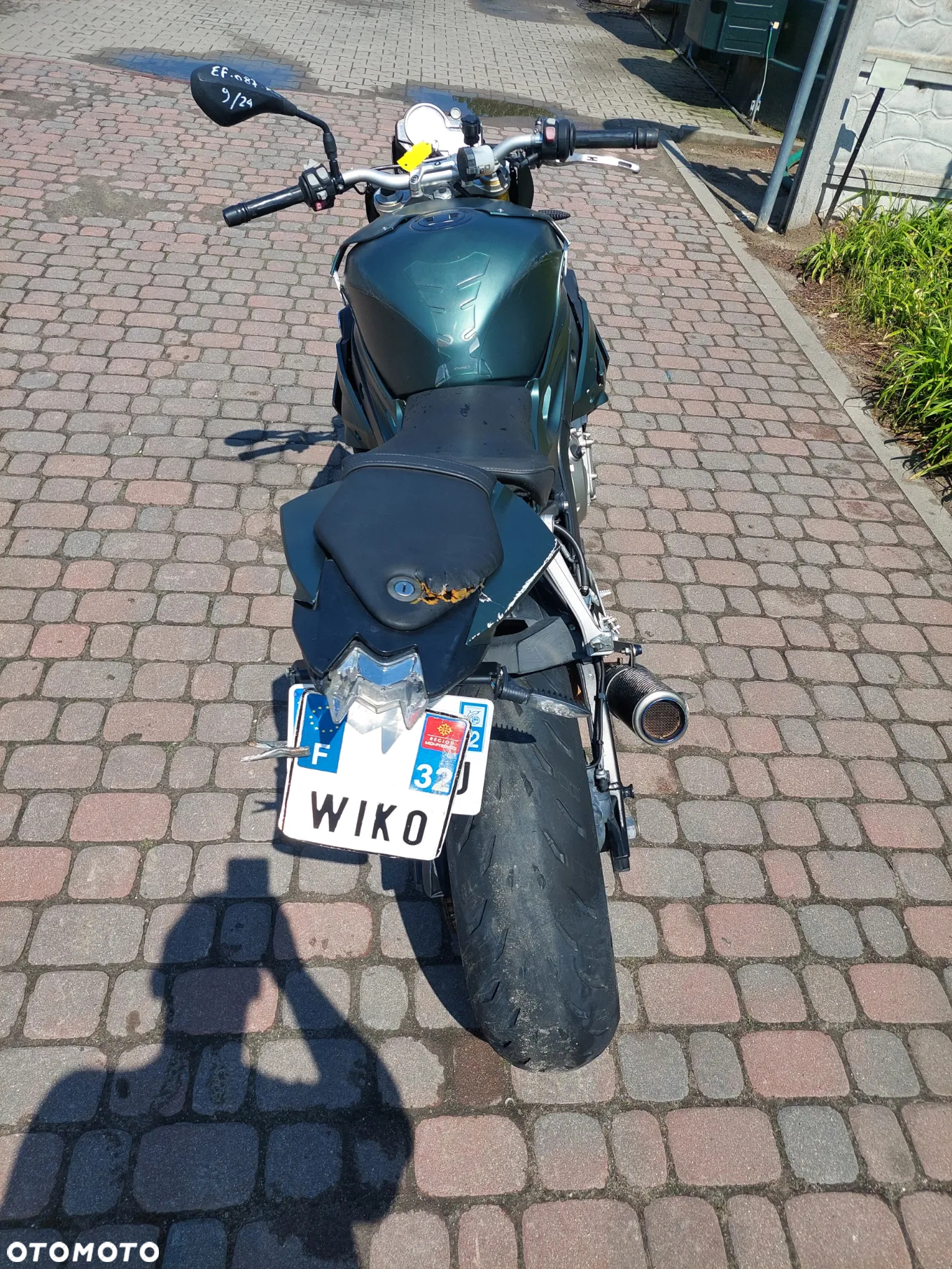 BMW S - 4