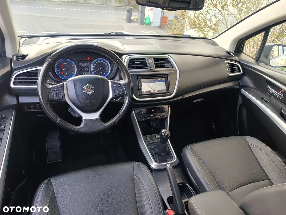 Suzuki SX4 S-Cross 1.6 VVT 4x2 limited+ - 10
