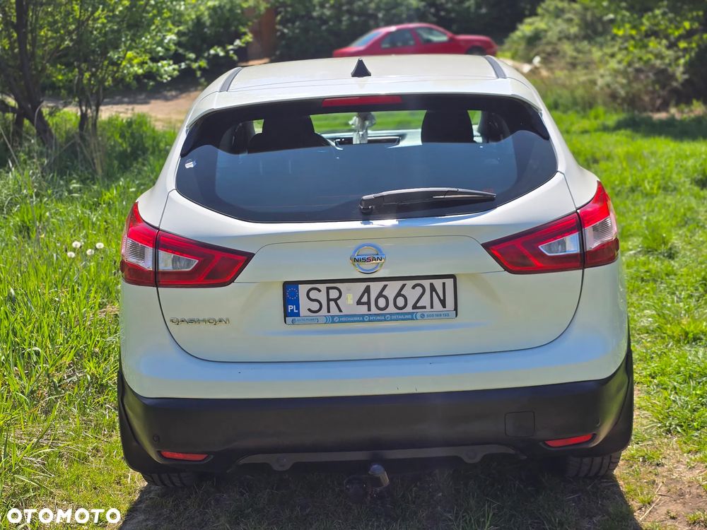 Nissan Qashqai 1.6 DCi 4x4 N-Tec - 4