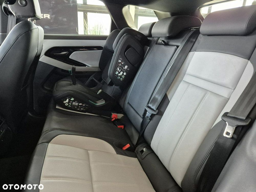 Land Rover Range Rover Evoque - 26