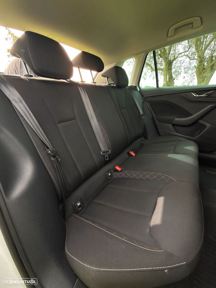 Skoda Kamiq 1.0 TSI Ambition - 9