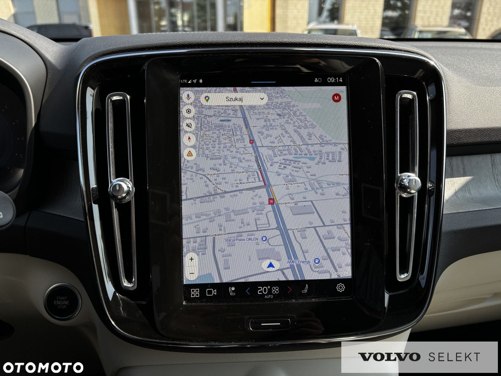 Volvo XC 40 - 18