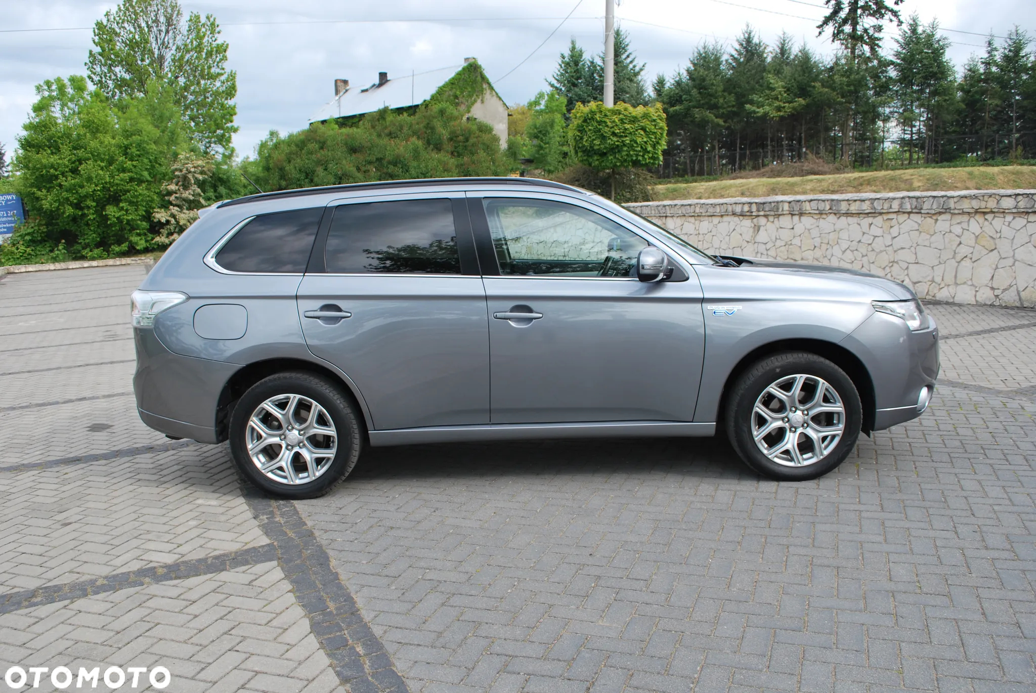 Mitsubishi Outlander 2.0 4WD Plug-In Hybrid Top - 8
