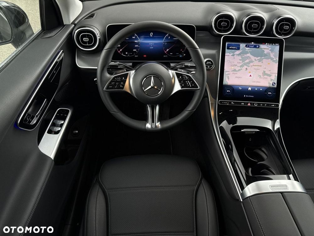 Mercedes-Benz GLC - 14