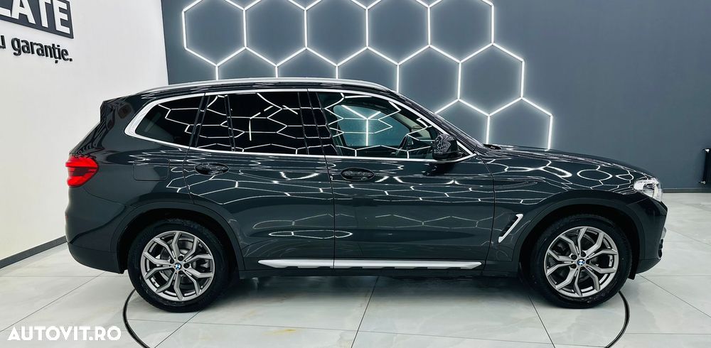 BMW X3 xDrive20i Aut. Luxury Line - 36