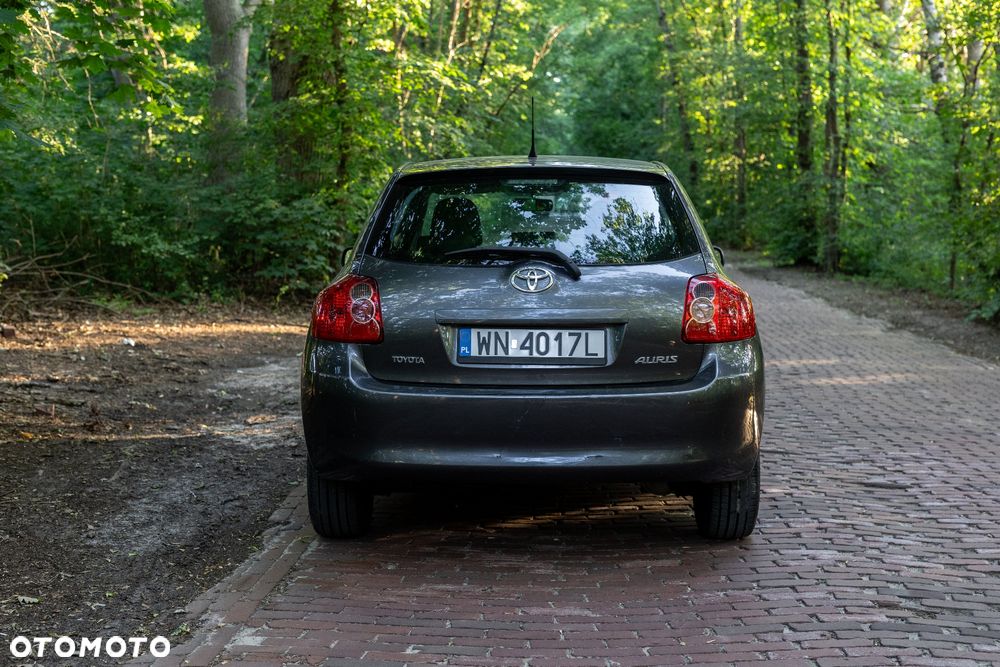 Toyota Auris - 7