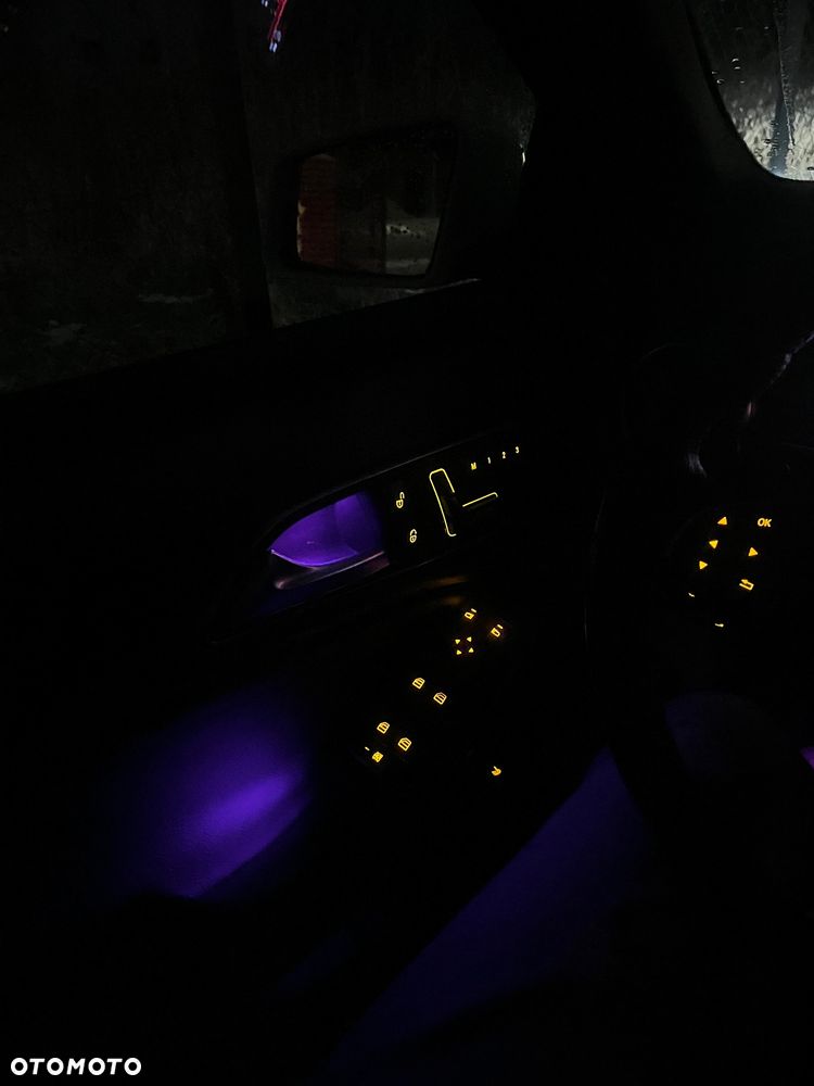 Mercedes-Benz CLA 250 4Matic 7G-DCT - 8