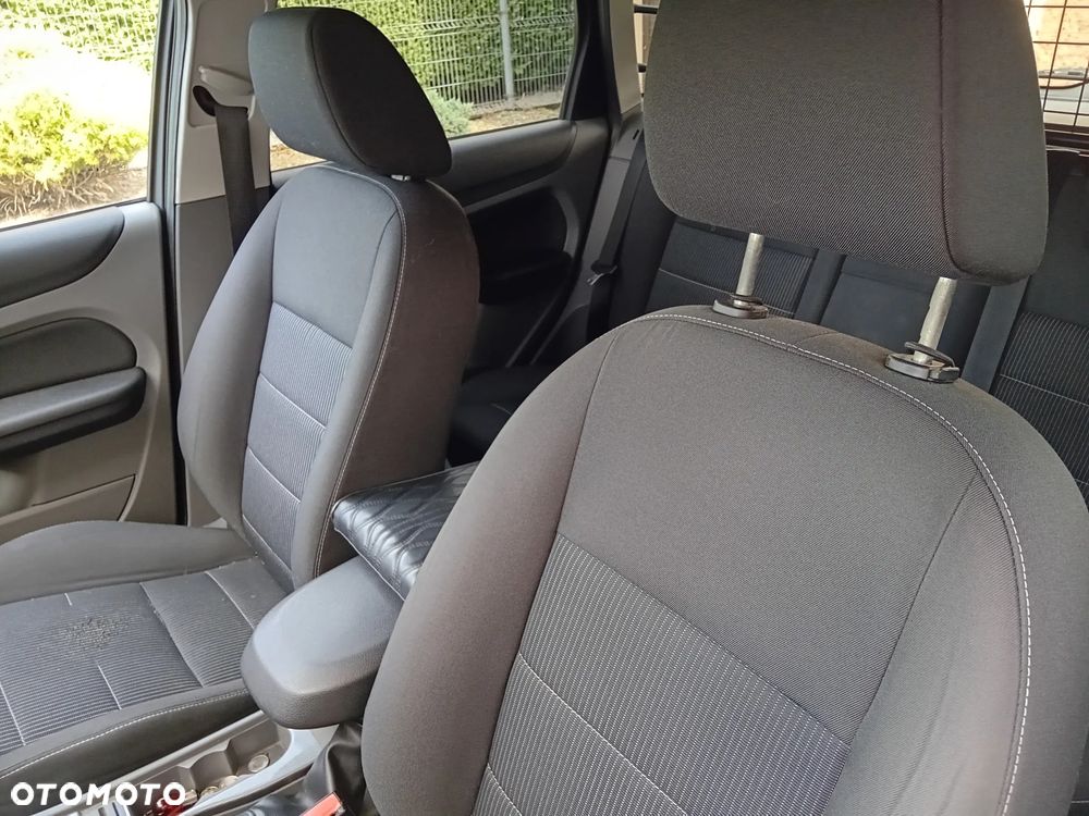 Ford Focus 2.0 Titanium - 13