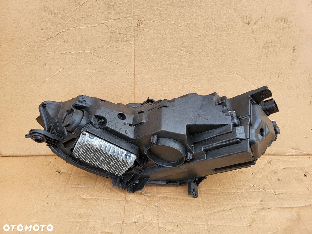 LAMPA PRAWY PRZOD MATRIX AUDI A4 B9 LIFT 8W0941036E - 7