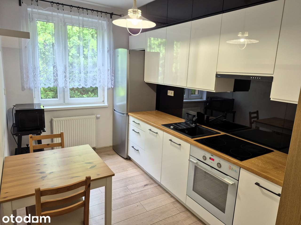 2 pokoje, oddzielna kuchnia | SKM Gdynia Orłowo | BEZPOŚREDNIO