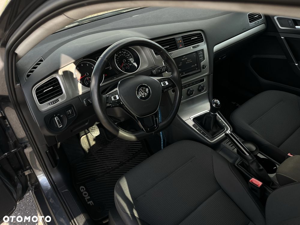 Volkswagen Golf - 7
