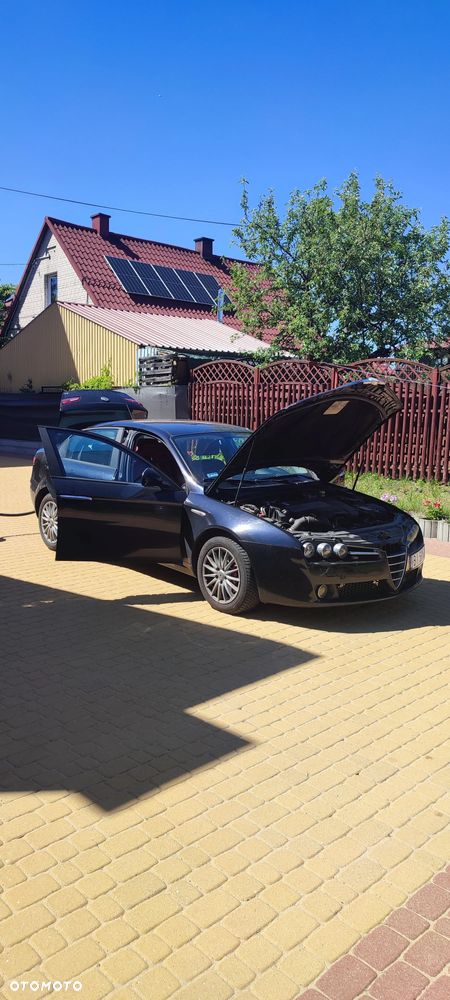 Alfa Romeo 159 - 8