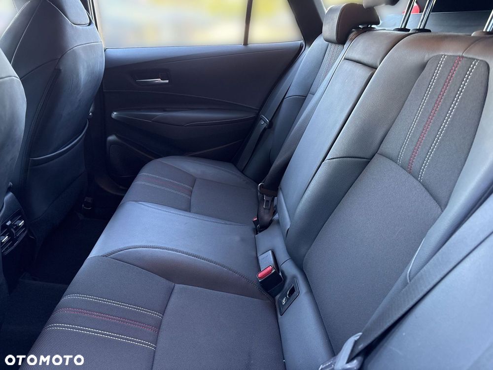 Toyota Corolla 2.0 Hybrid GR Sport - 16