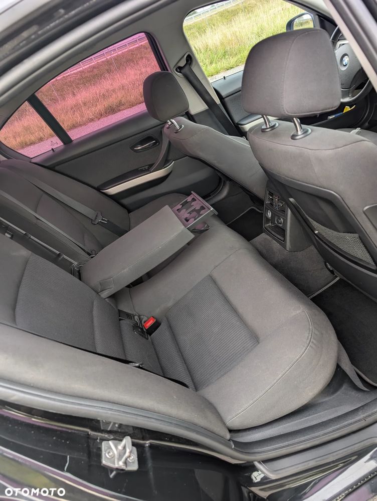 BMW Seria 3 - 12