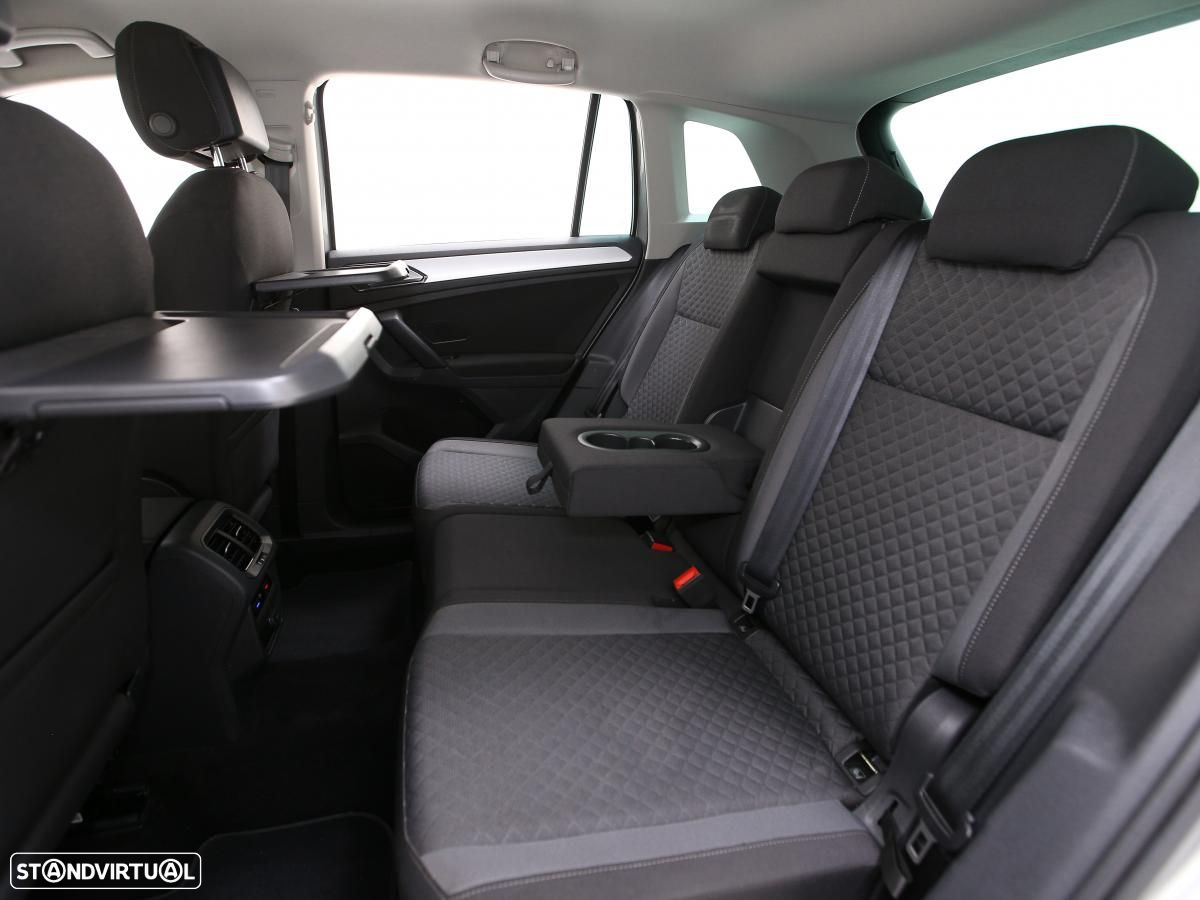 VW Tiguan 2.0 TDI Confortline - 12