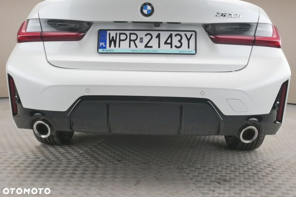 BMW Seria 3 - 37
