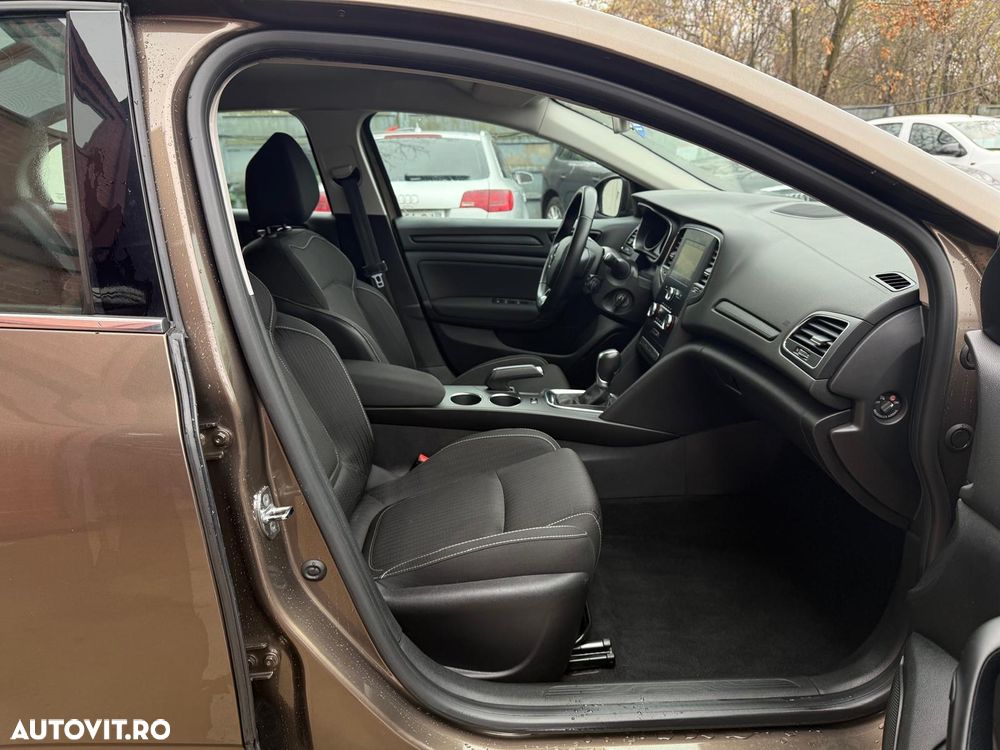 Renault Megane Blue dCi 116 EDC Zen - 10