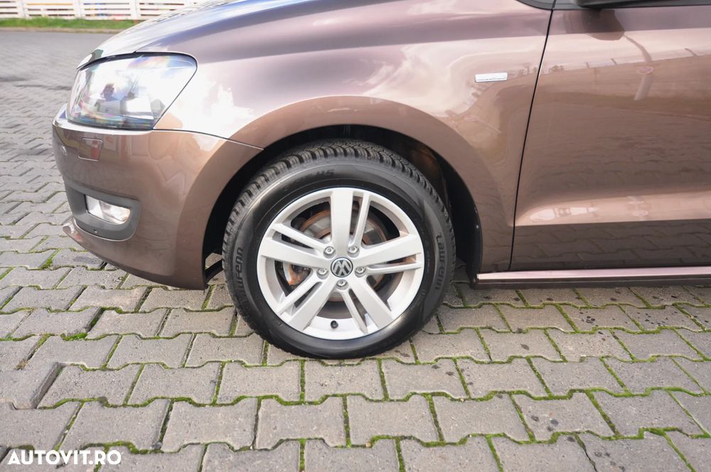 Volkswagen Polo 1.2 Comfortline - 12