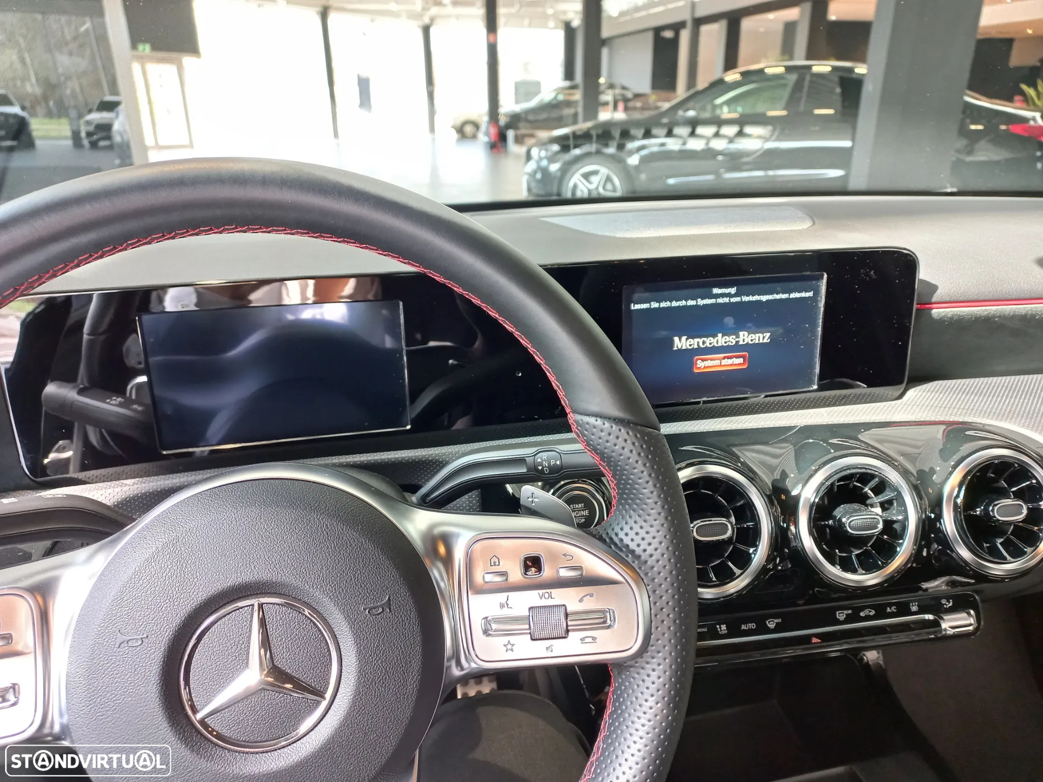 Mercedes-Benz A 250 Limousine e AMG Line - 6