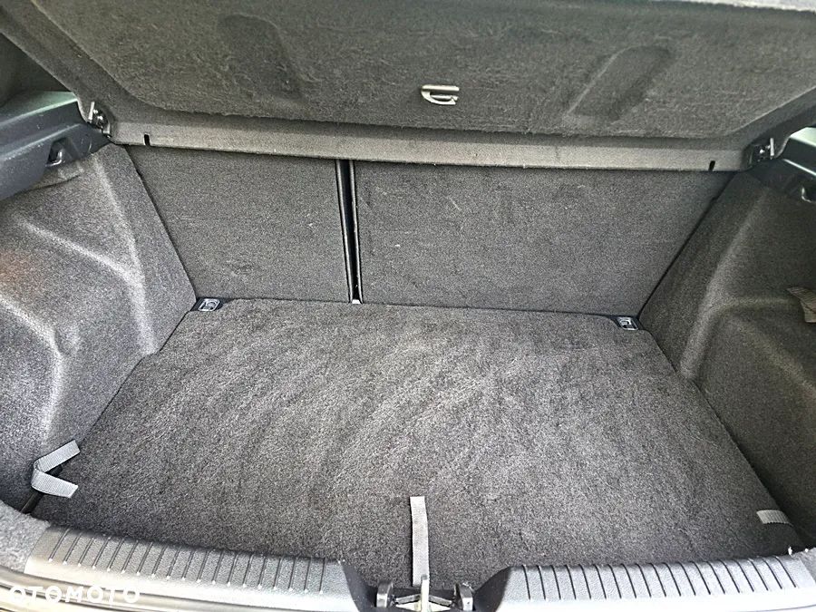 Kia Ceed 1.6 T-GDI GT - 39