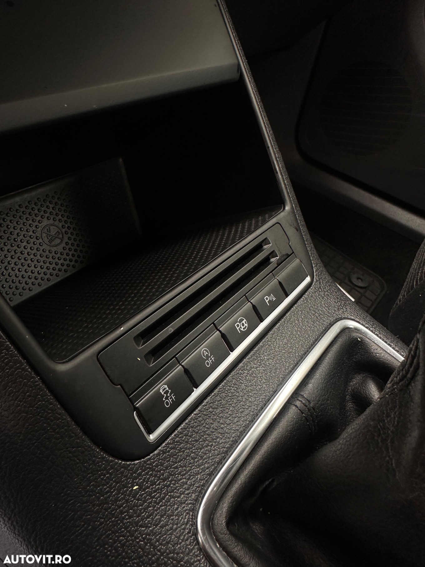 Volkswagen Tiguan - 10