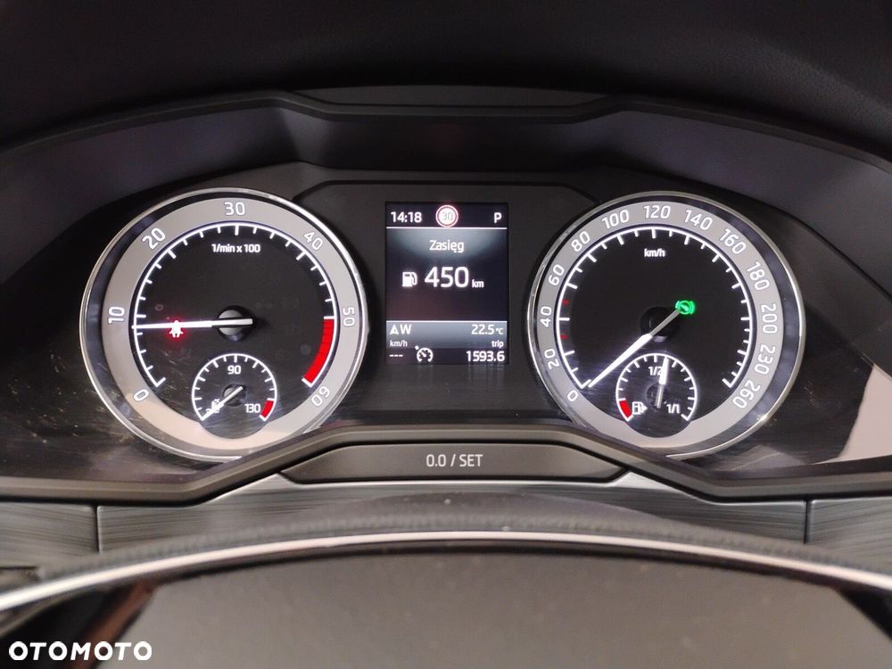 Skoda Superb 2.0 TDI SCR 4x4 Ambition DSG - 21