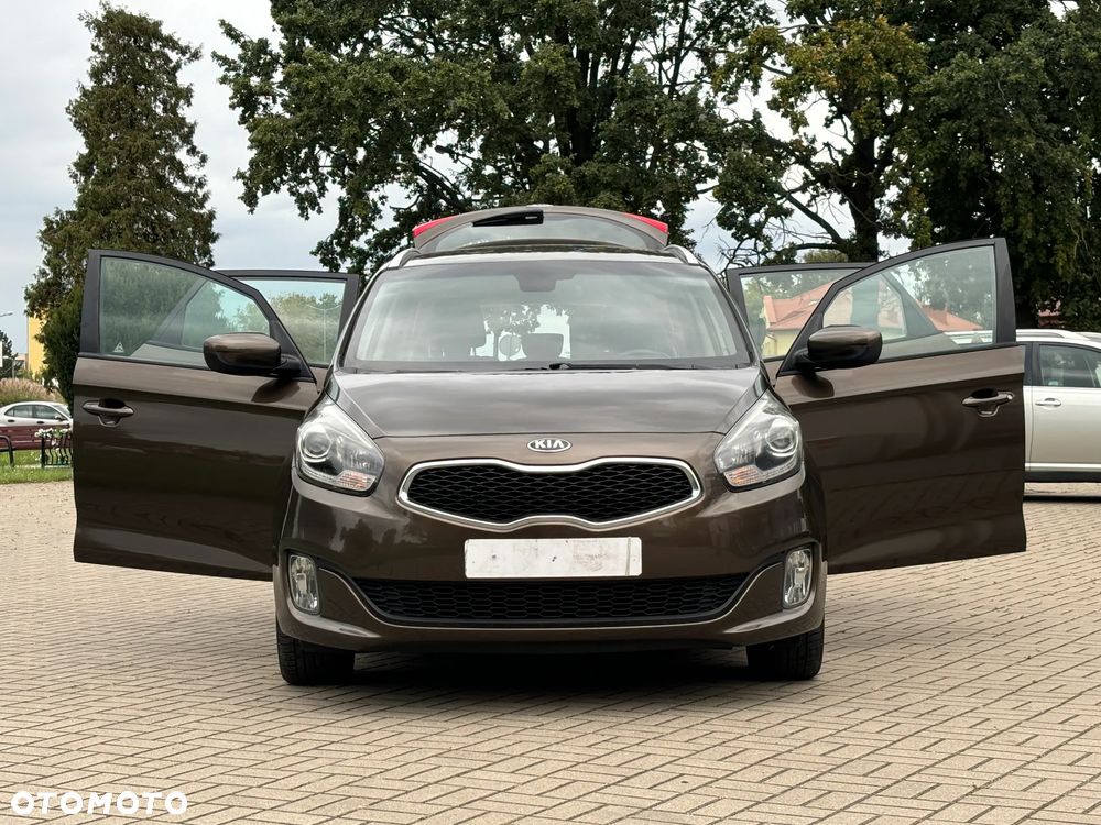 Kia Carens 1.6 GDI Attract - 15