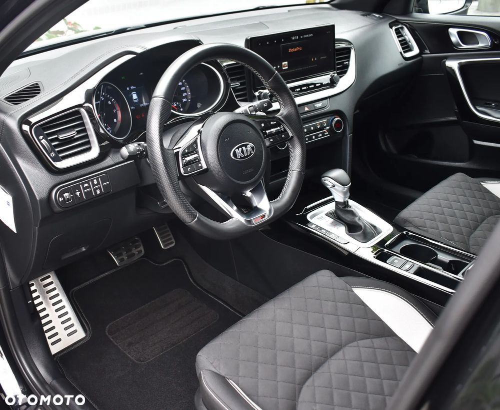 Kia ProCeed 1.5 T-GDI DCT7 OPF GT LINE - 16