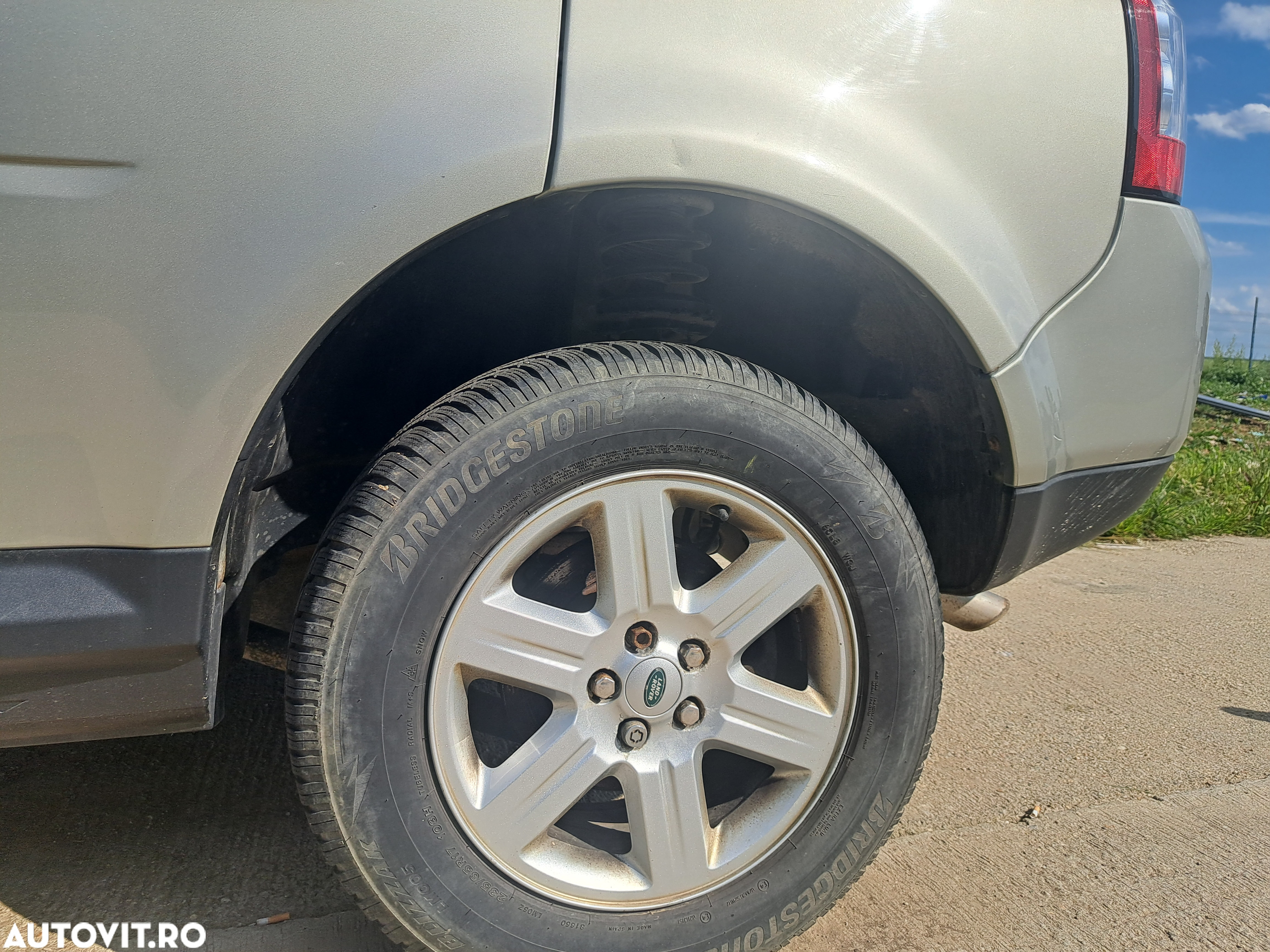Land Rover Freelander 2 2.2L TD4 SE - 11