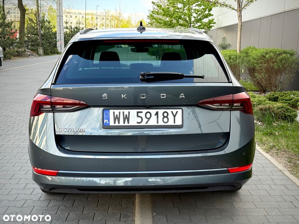 Skoda Octavia 2.0 TDI Ambition DSG - 9