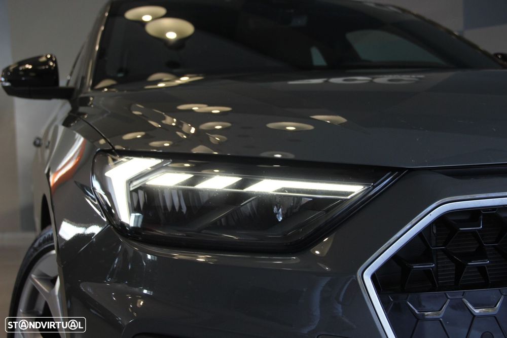 Audi A1 Sportback 40 TFSI S line S tronic - 4