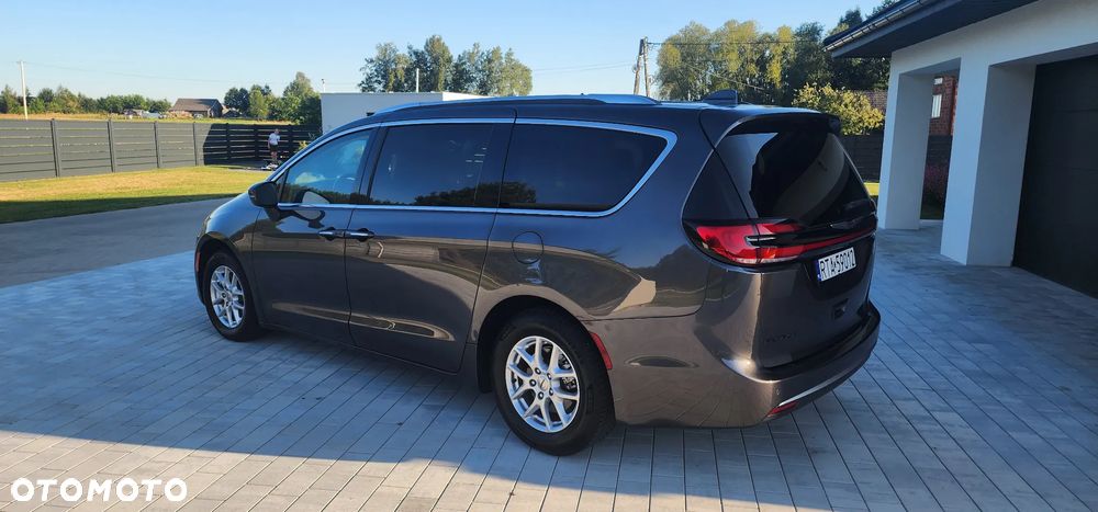 Chrysler Pacifica - 14