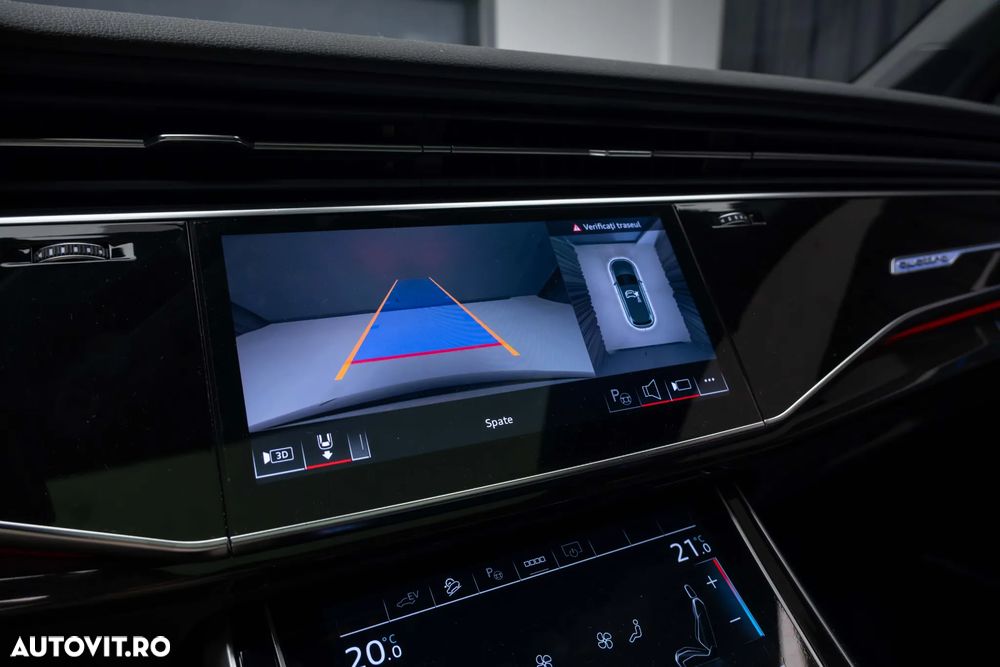 Audi Q7 55 TFSI e quattro Tiptronic PHEV S Line - 16