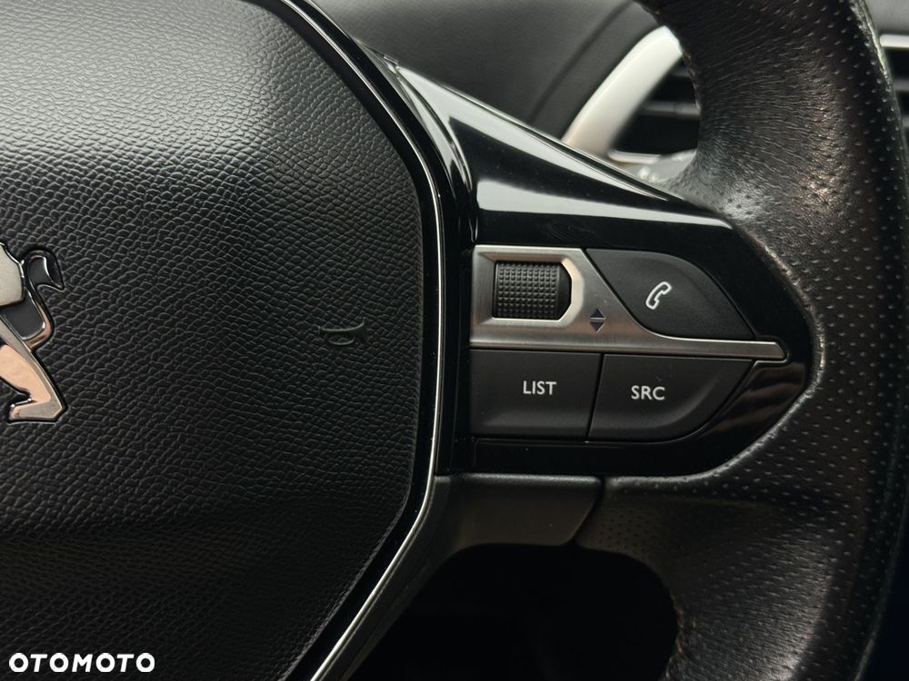 Peugeot 3008 1.2 PureTech GT S&S - 24