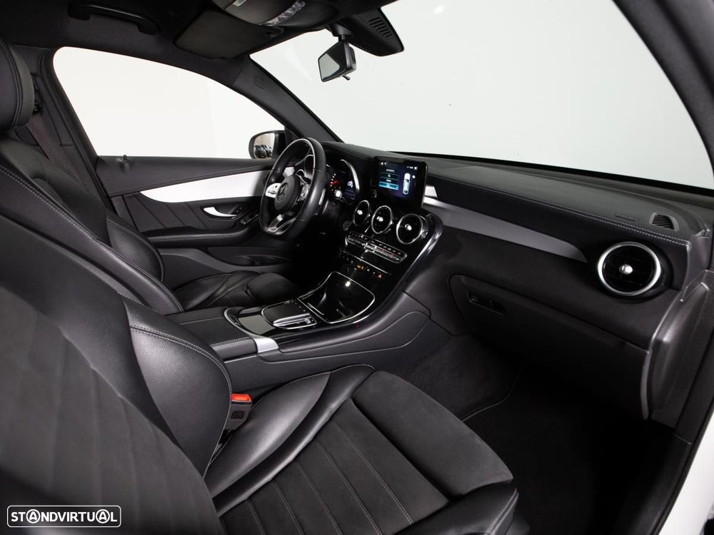 Mercedes-Benz GLC 220 d Coupé 4Matic — fotografia 9