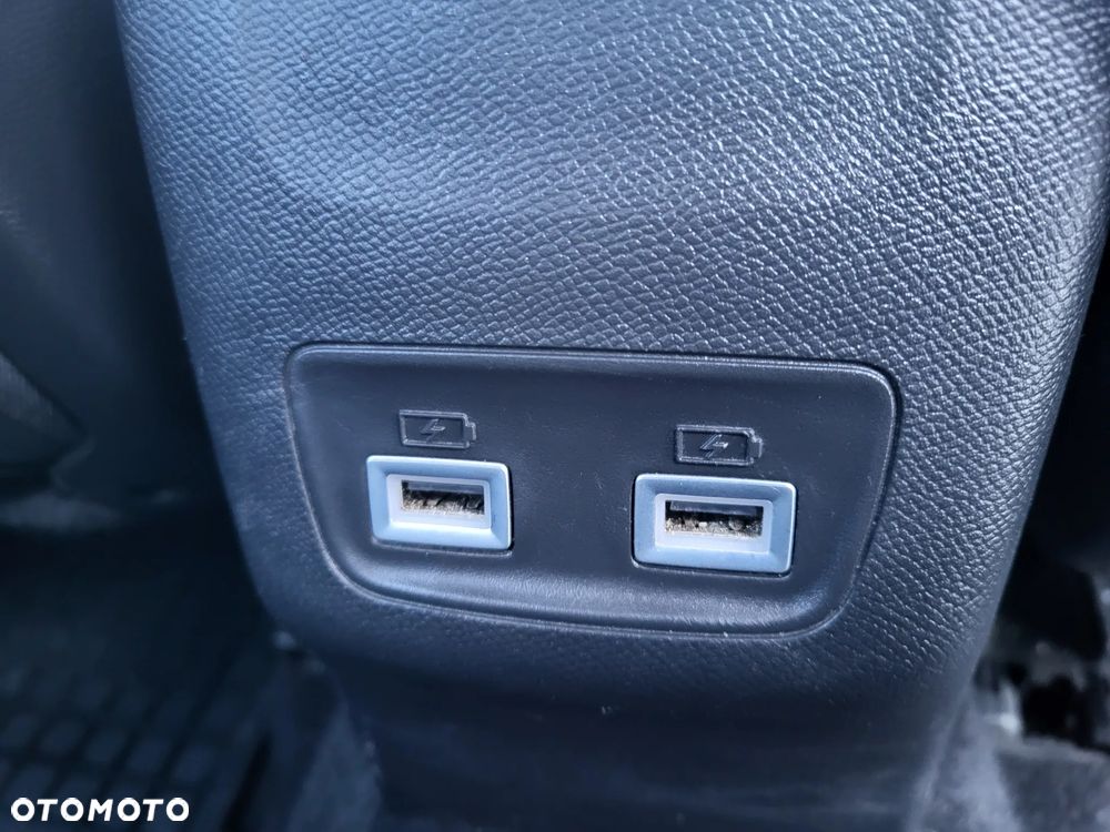 Peugeot 2008 1.2 PureTech Allure Pack S&S - 24