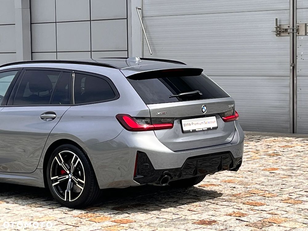 BMW Seria 3 330i xDrive M Sport sport - 10