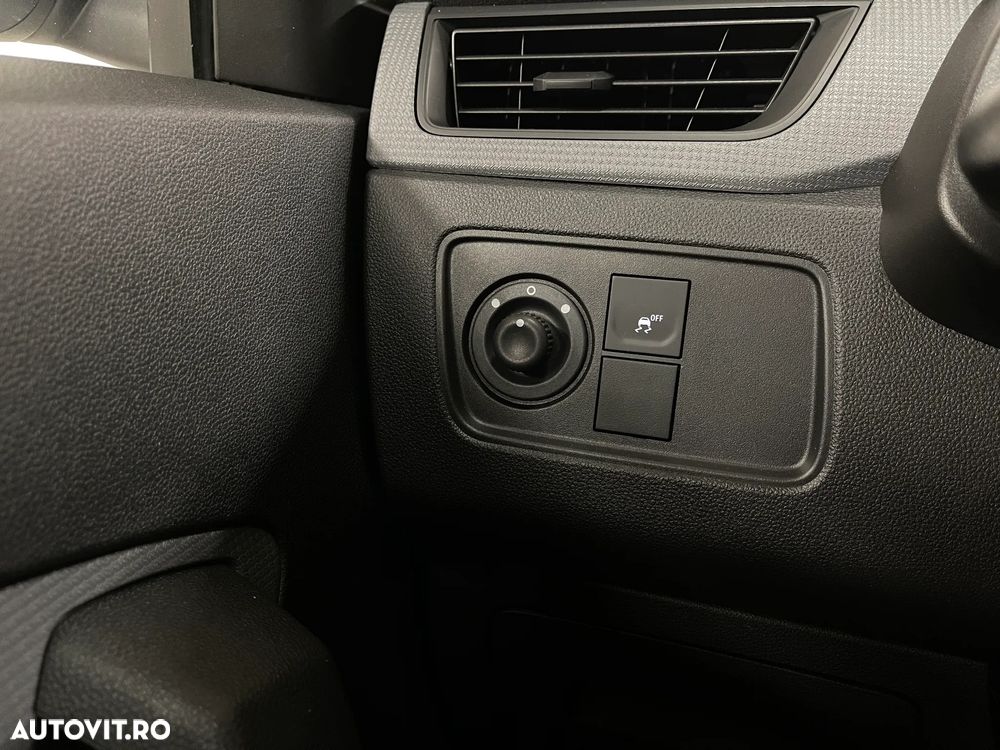 Renault Express - 18