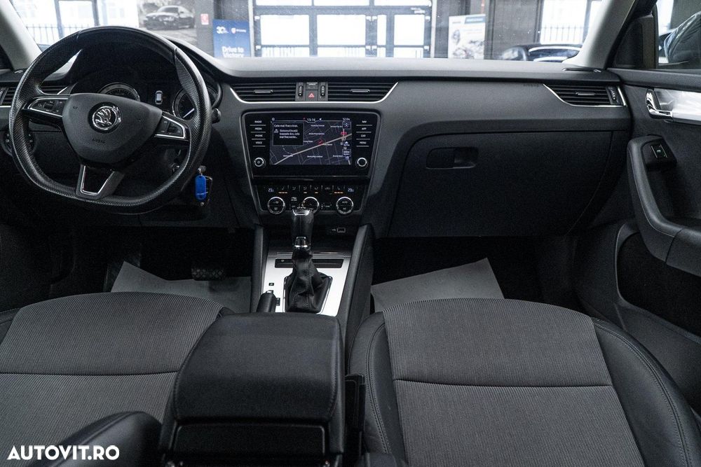 Skoda Octavia Combi 1.0 TSI DSG Style - 29